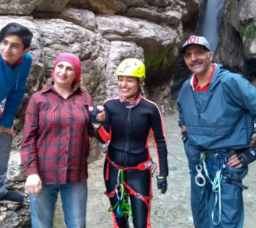 دره نوردی دره اجنه اخلمد