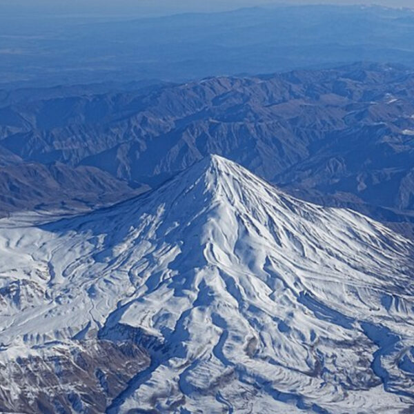صعود به دماوند